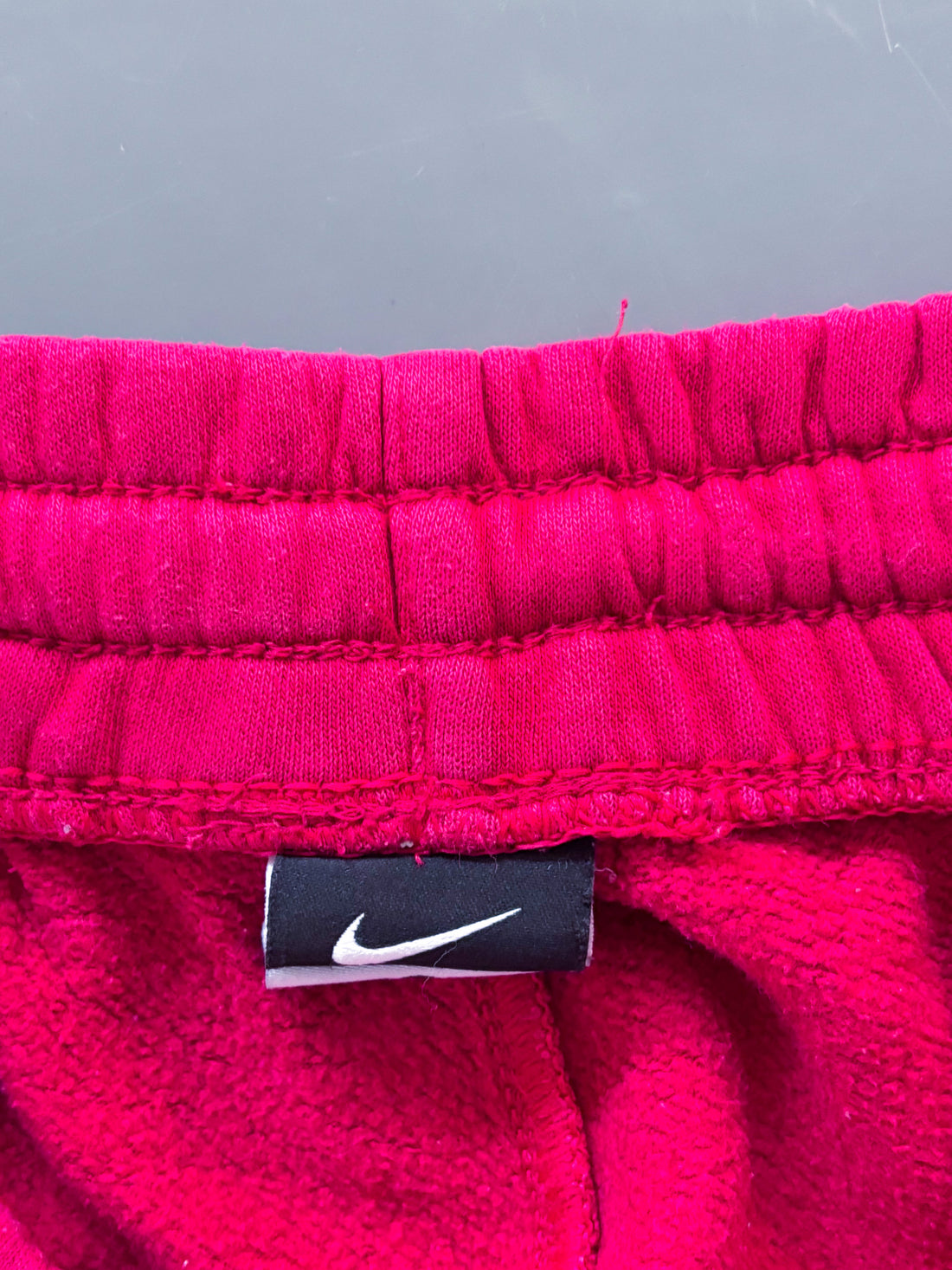 Nike Vintage Jogger Pants – Red
