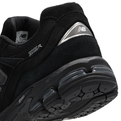 New Balance 2002R Unisex Black Metallic