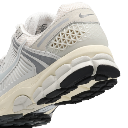 Nike Zoom Vomero 5 Hombre Platinum Tint-Photon Dust