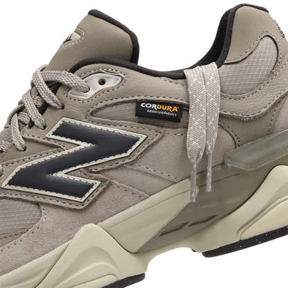 New Balance 9060 Unisex Beige/Grey