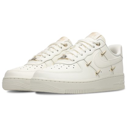 Nike Air Force 1 Low Mujer Sail-Mtlc Gold