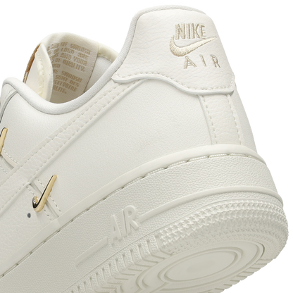 Nike Air Force 1 Low Mujer Sail-Mtlc Gold