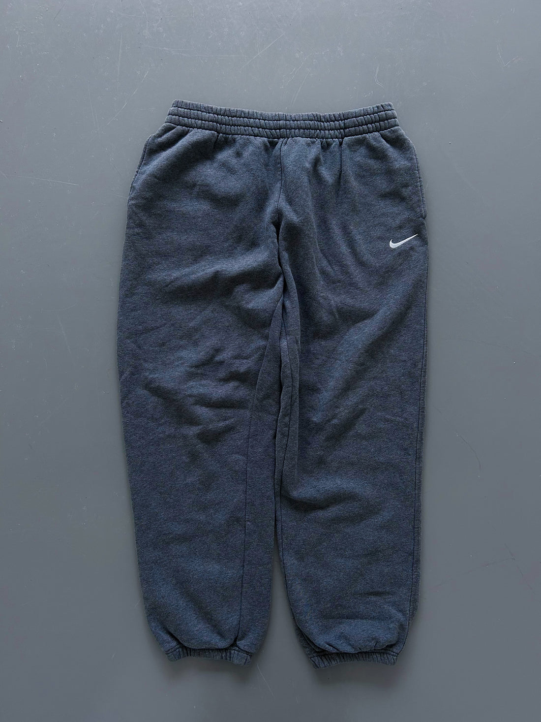 Nike Vintage Jogger Pants – Charcoal Grey