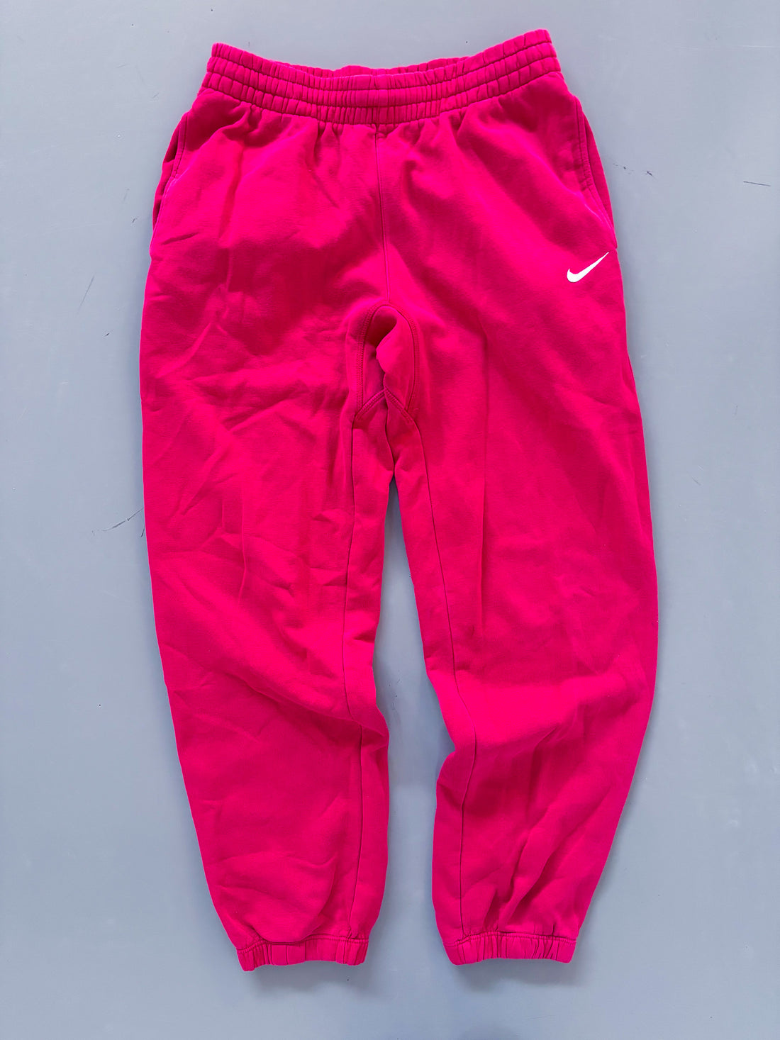 Nike Vintage Jogger Pants – Red