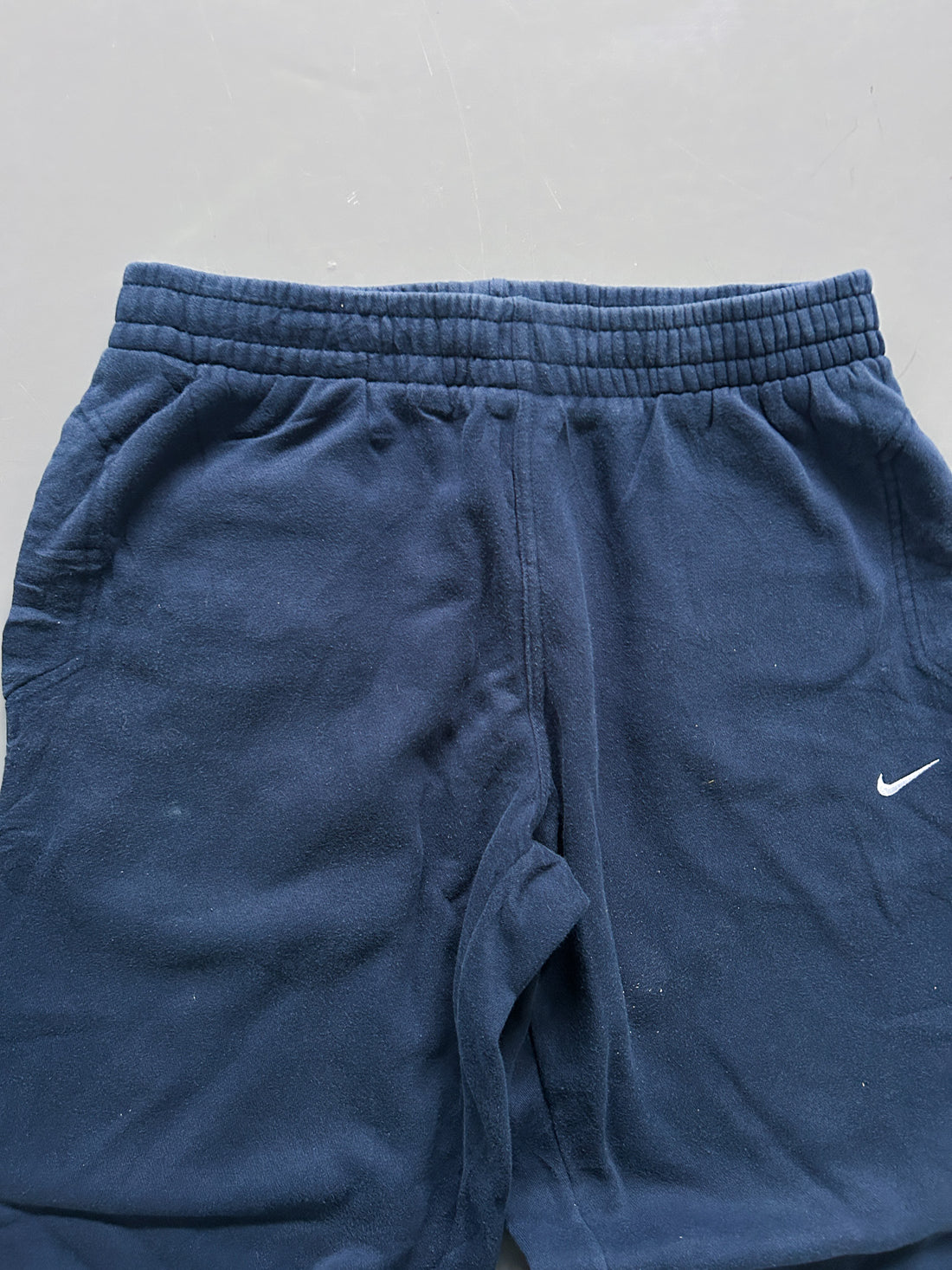 Nike Vintage Jogger Pants – Navy Blue