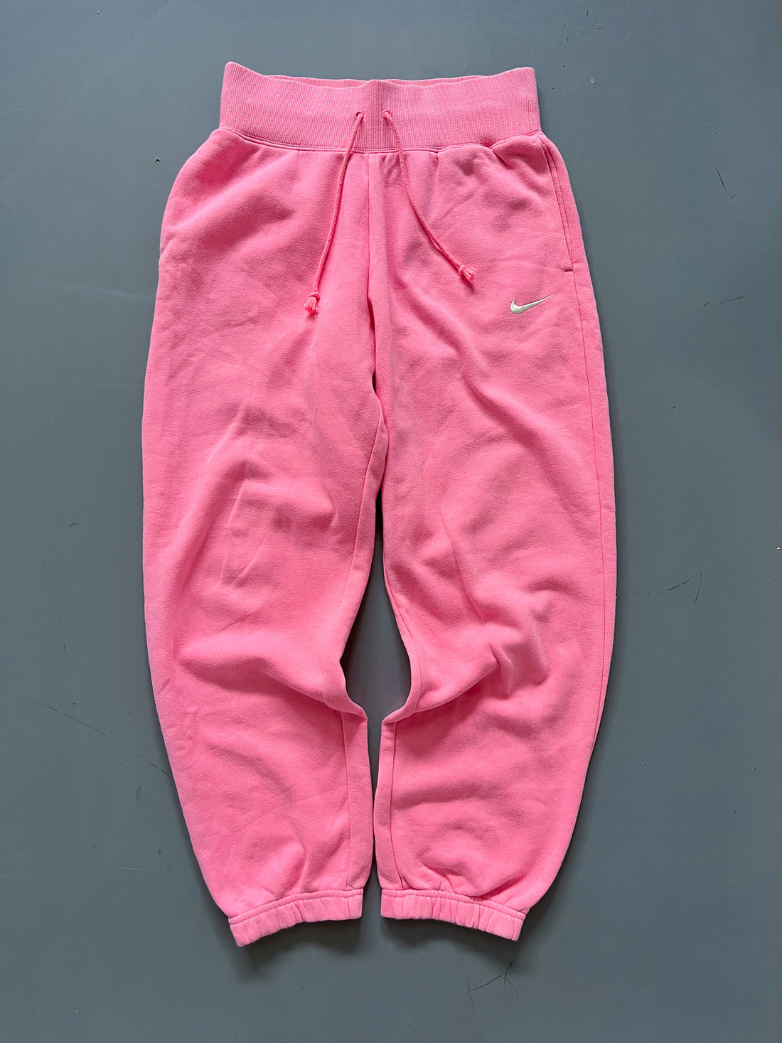 Nike Vintage Jogger Pants – Pink