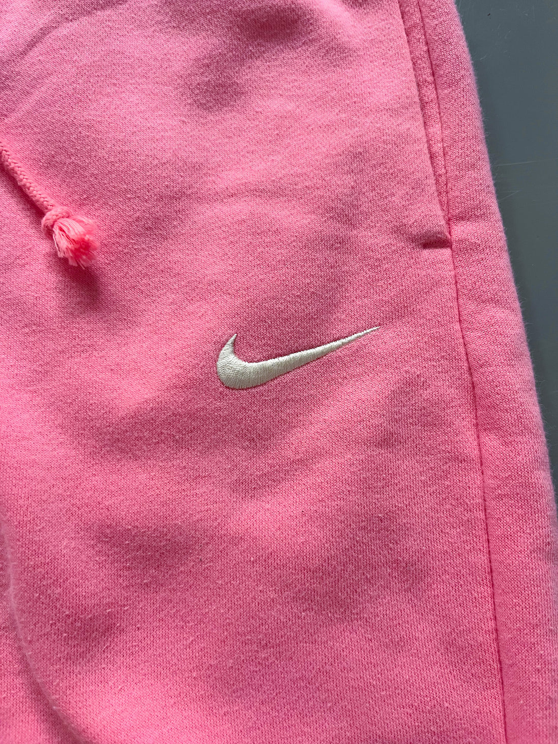 Nike Vintage Jogger Pants – Pink