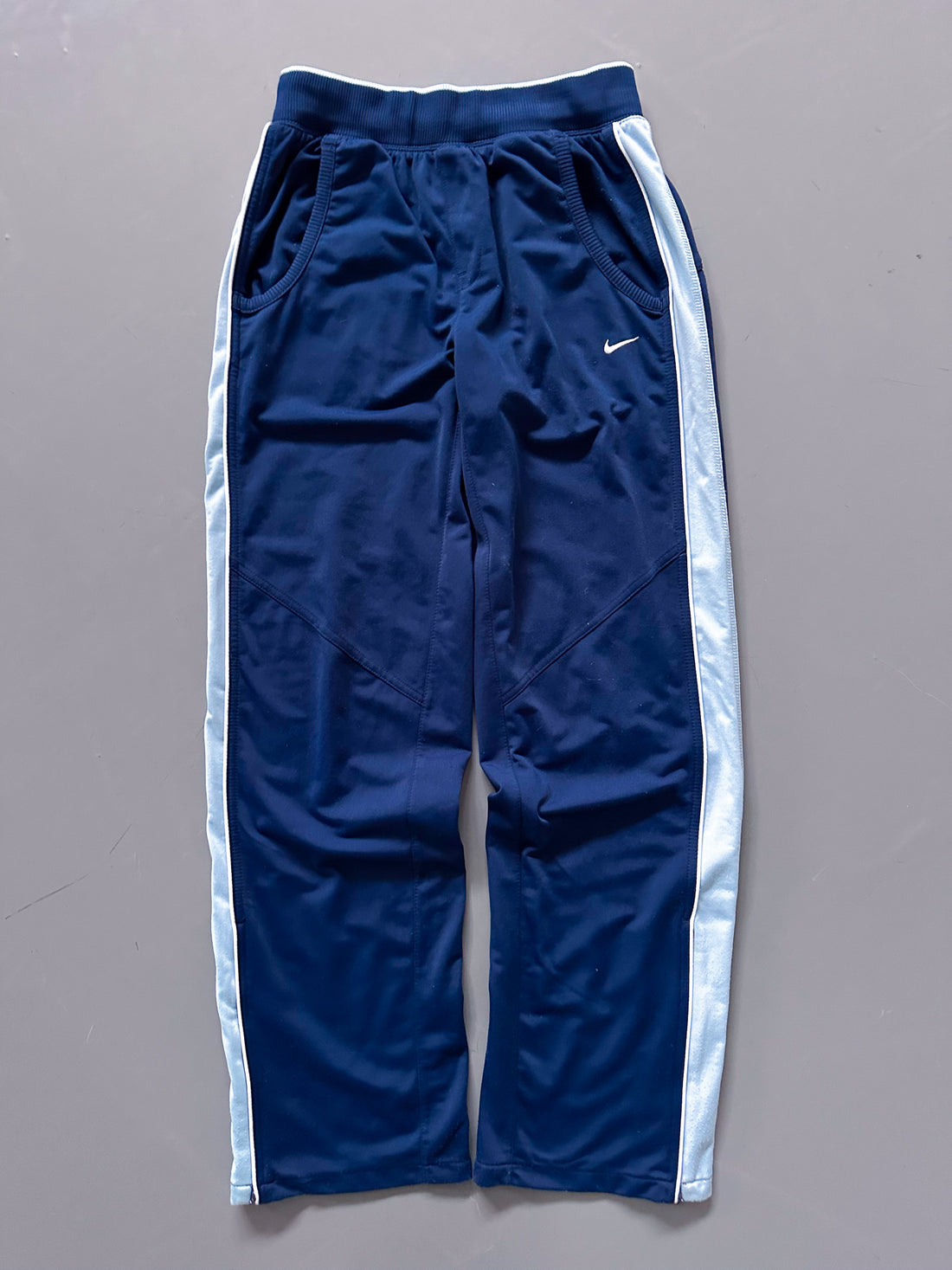 Nike Vintage Striped Jogger Pants – Navy Blue