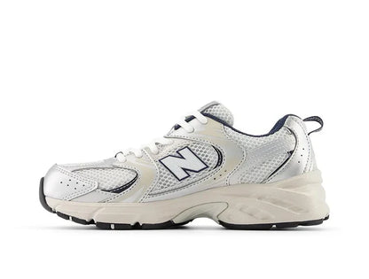 New Balance 530 Cadete Unisex Gris